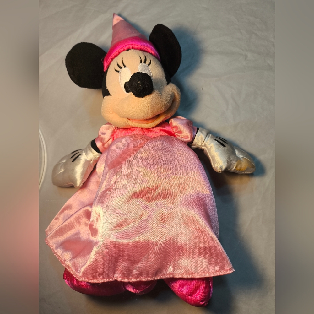 Princess Minnie Mouse 14"